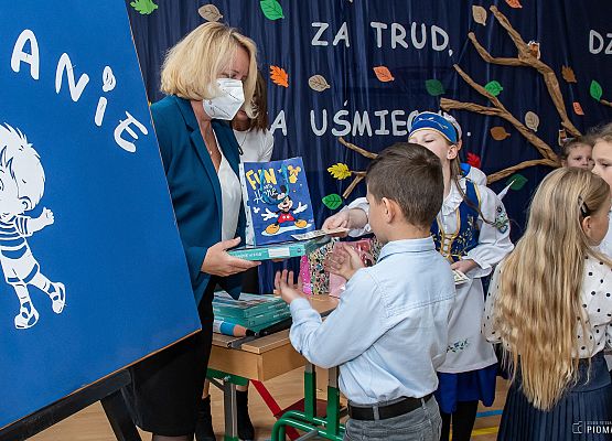 Pasowanie Pierwszoklasistów grafika