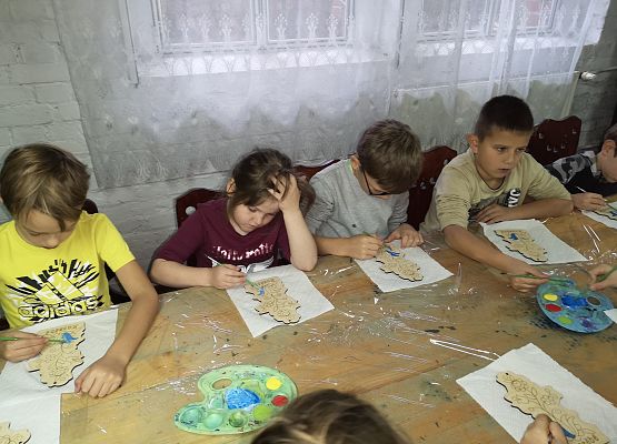 Wycieczka kaszubska klas drugich do Kartuz grafika