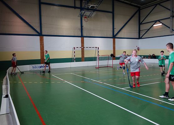 Miejskie Igrzyska Dzieci w Unihokeju Chłopców grafika