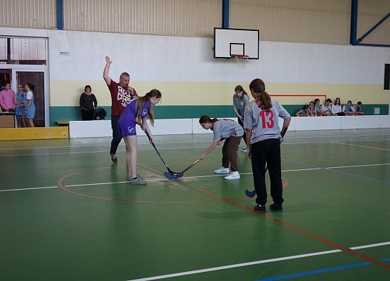 Miejskie Igrzyska Młodzieży Szkolnej w Unihokeju Dziewcząt i Chłopców grafika