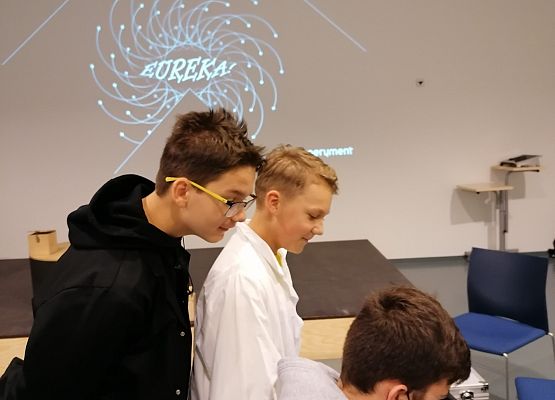 Wycieczka klasy 7a grafika