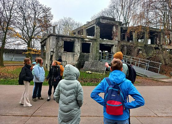 Wycieczka uczniów klas VIII A i VIII B do Gdańska grafika