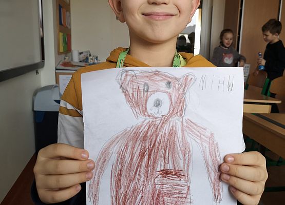 Nasz przyjaciel Miś oczami uczniów klasy 2a grafika