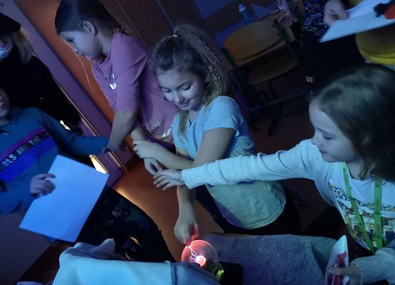 Andrzejki w klasach drugich :) grafika