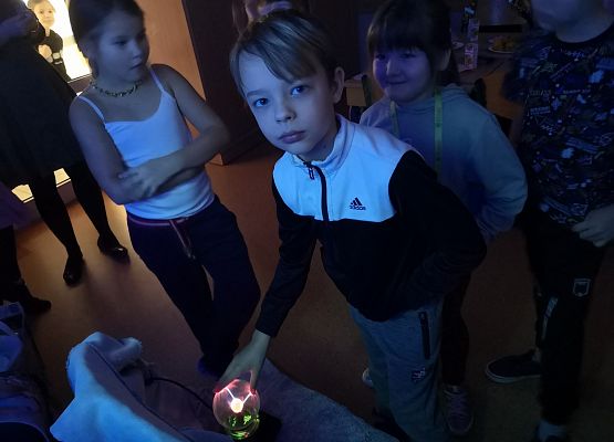 Andrzejki w klasach drugich :) grafika