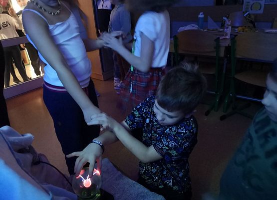 Andrzejki w klasach drugich :) grafika