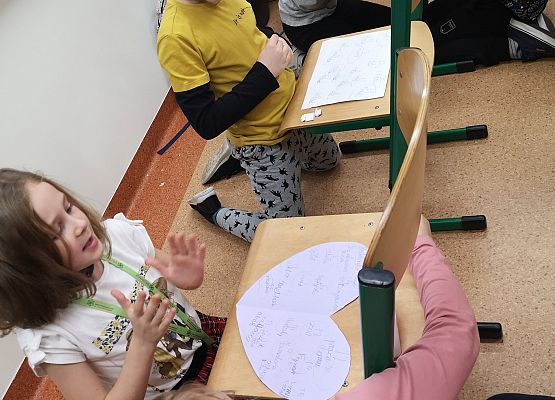 Andrzejki w klasach drugich :) grafika