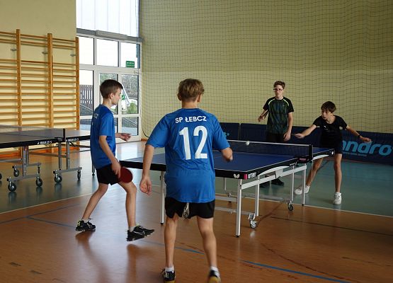 Półfinał Wojewódzki w Tenisa Stołowego grafika