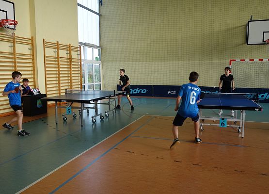 Półfinał Wojewódzki w Tenisa Stołowego grafika