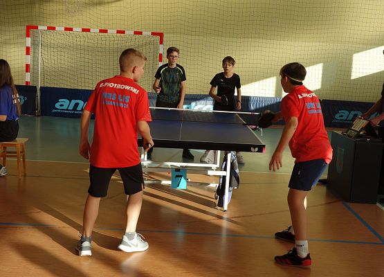 Półfinał Wojewódzki w Tenisa Stołowego grafika