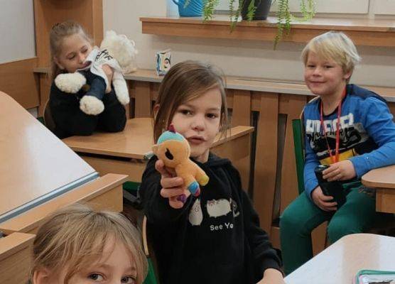 Dzień Pluszowego Misia w klasie 1a grafika