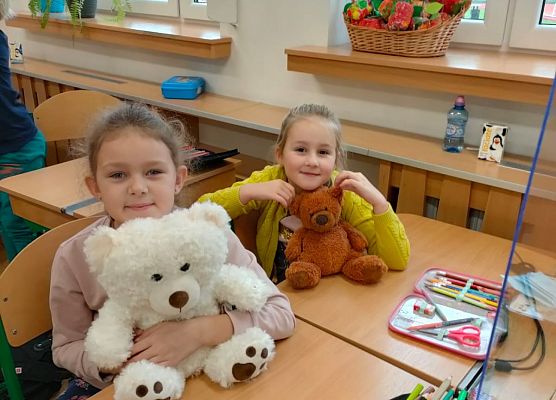 Dzień Pluszowego Misia w klasie 1a grafika