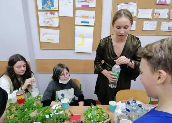 Fotorelacja z zabawy andrzejkowej klasy 7a grafika