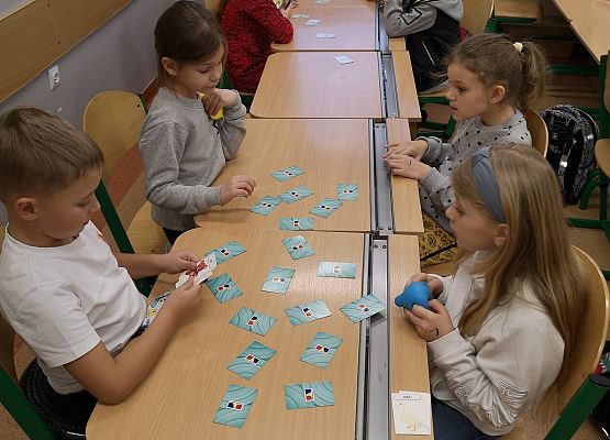 Mikołajkowe Łamigłówki Mądrej Główki - fotorelacja grafika