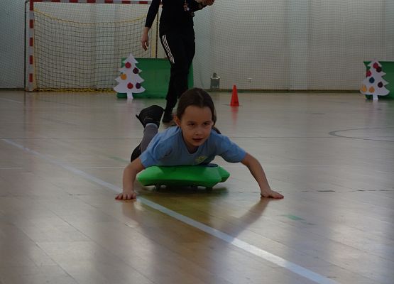 Zawody sportowe dla klas I grafika