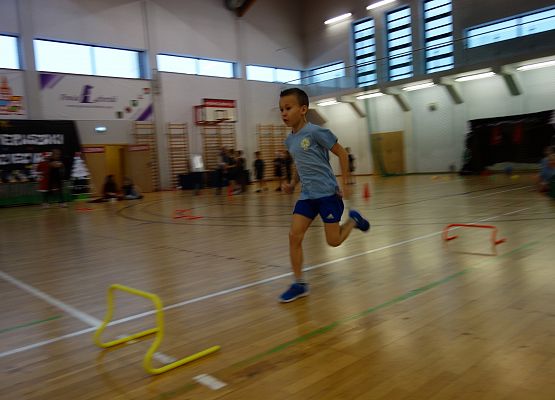 Zawody sportowe dla klas I grafika