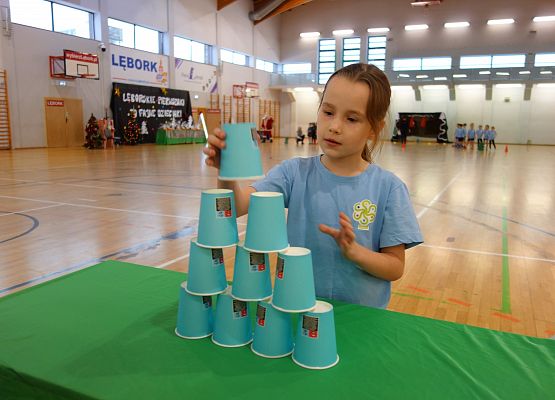 Zawody sportowe dla klas I grafika