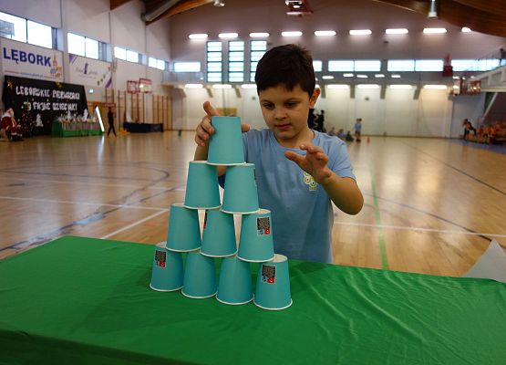 Zawody sportowe dla klas I grafika