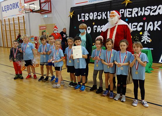 Zawody sportowe dla klas I grafika