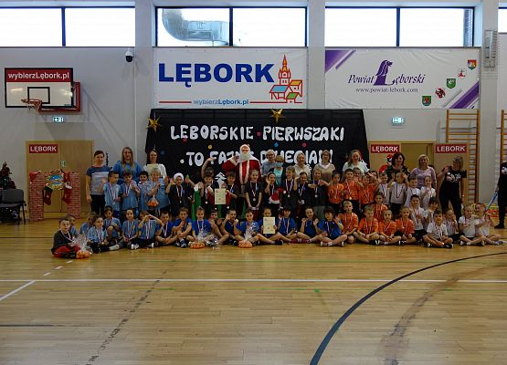 Zawody sportowe dla klas I grafika