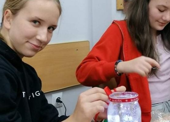 Świąteczne lampiony grafika