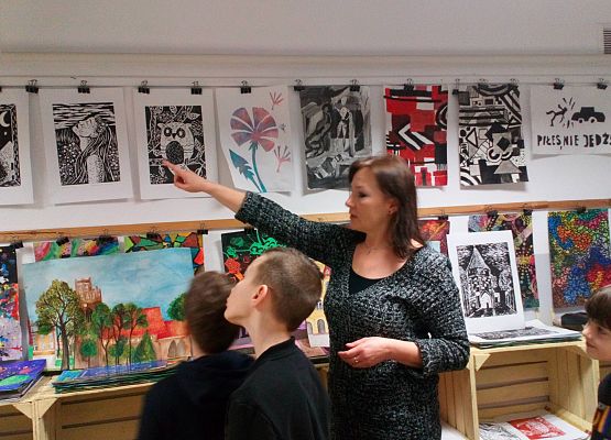 Warsztaty plastyczne "Spotkanie z grafiką – linoryt” grafika
