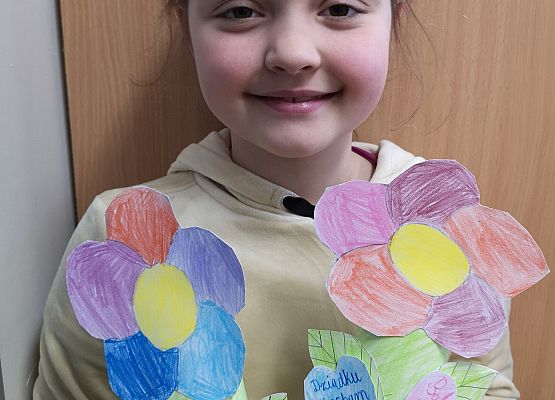 Upominki dla Dziadków w wykonaniu uczniów klasy 2a i moc życzeń  grafika