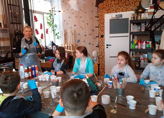 Warsztaty plastyczne „Pouring acryling” grafika