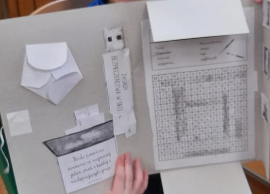 Dzień Bezpiecznego Internetu w klasie 2b grafika