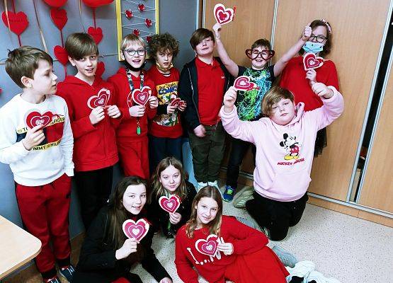 Walentynki w klasie 4 grafika