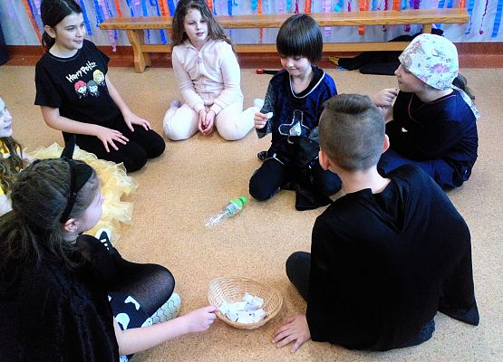 Bal karnawałowy - kl.3 grafika