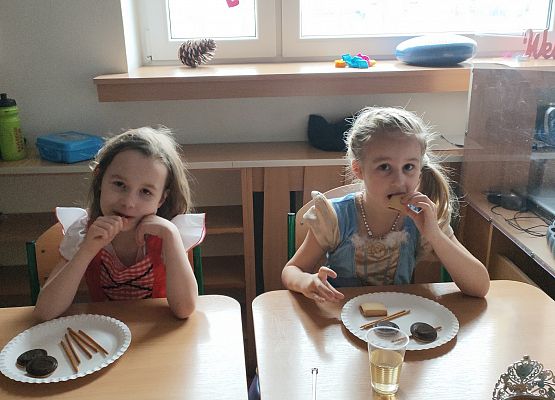 Bal karnawałowy kl.1 grafika