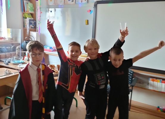 Bal karnawałowy kl.1 grafika