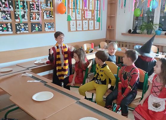 Bal karnawałowy kl.1 grafika