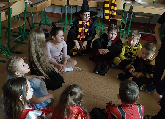 Bal karnawałowy kl.1 grafika