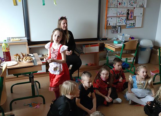 Bal karnawałowy kl.1 grafika