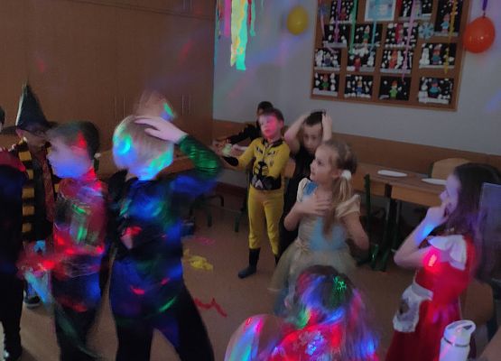 Bal karnawałowy kl.1 grafika