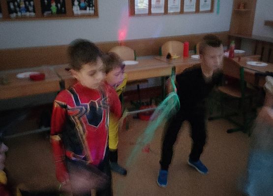 Bal karnawałowy kl.1 grafika