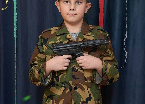 Karnawałowa sesja foto - kl. 2b grafika