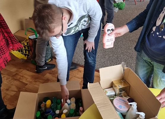 Podziękowanie za zaangażowanie w pomoc dla potrzebujących na Ukrainie grafika