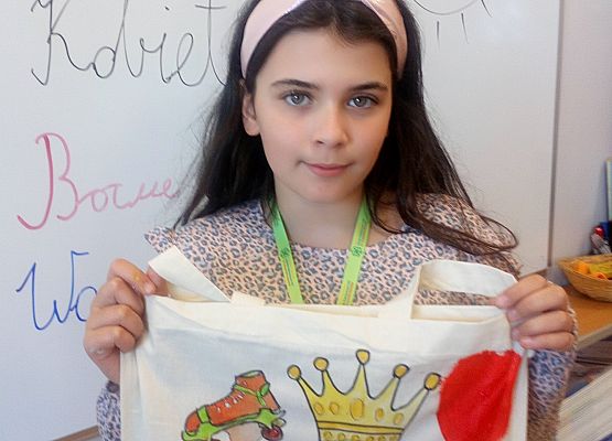 Dzień Kobiet w klasie trzeciej  grafika