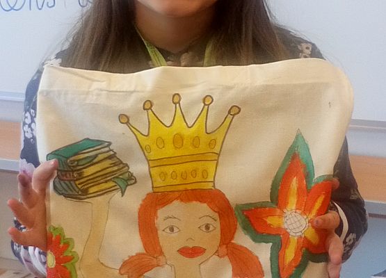 Dzień Kobiet w klasie trzeciej  grafika