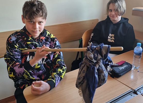 Dzień bez plecaka grafika