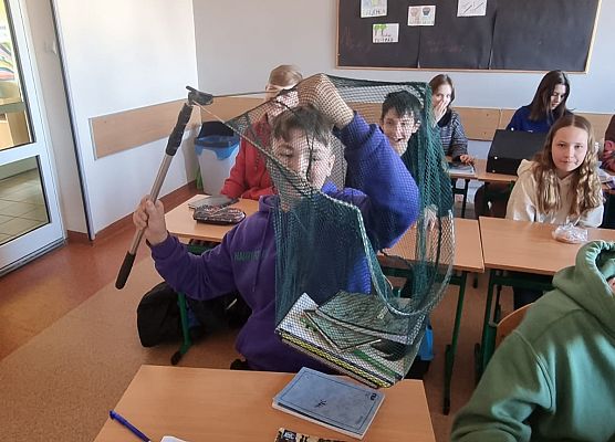 Dzień bez plecaka grafika