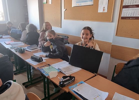 Dzień bez plecaka grafika