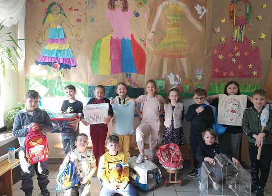 Dzień bez plecaka grafika