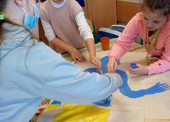 Gazetka "Solidarni z Ukrainą” grafika