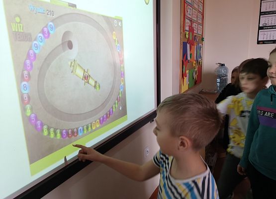 Łamigłówki Mądrej Główki grafika