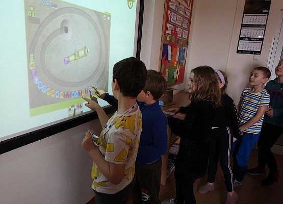 Łamigłówki Mądrej Główki grafika