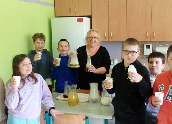 Mini laboratorium w klasie trzeciej grafika